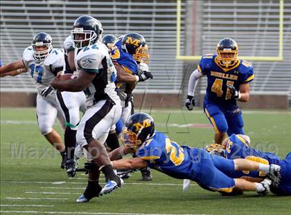Thumbnail 3 in Winton Woods vs. Archbishop Moeller (Skyline Crosstown Showdown) photogallery.