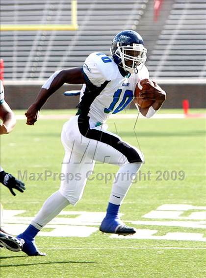 Thumbnail 1 in Winton Woods vs. Archbishop Moeller (Skyline Crosstown Showdown) photogallery.