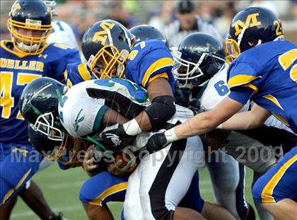 Thumbnail 3 in Winton Woods vs. Archbishop Moeller (Skyline Crosstown Showdown) photogallery.