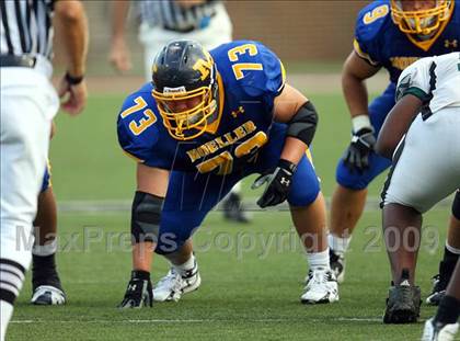 Thumbnail 2 in Winton Woods vs. Archbishop Moeller (Skyline Crosstown Showdown) photogallery.