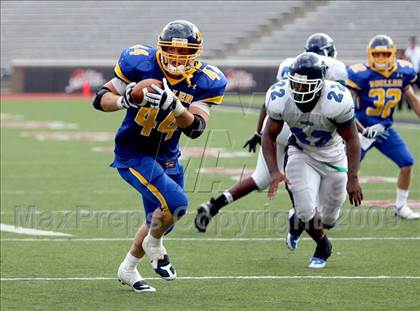 Thumbnail 1 in Winton Woods vs. Archbishop Moeller (Skyline Crosstown Showdown) photogallery.