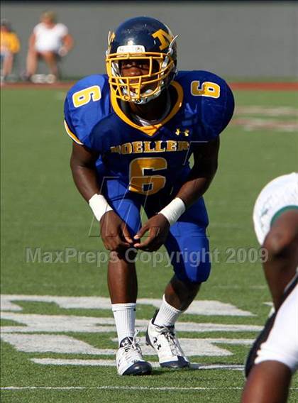 Thumbnail 2 in Winton Woods vs. Archbishop Moeller (Skyline Crosstown Showdown) photogallery.
