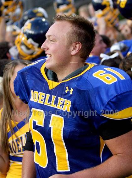 Thumbnail 2 in Winton Woods vs. Archbishop Moeller (Skyline Crosstown Showdown) photogallery.