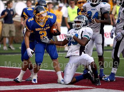 Thumbnail 2 in Winton Woods vs. Archbishop Moeller (Skyline Crosstown Showdown) photogallery.