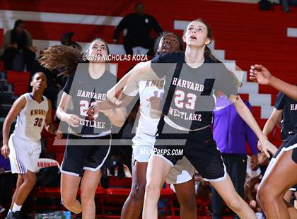 Thumbnail 3 in Lynwood vs. Harvard-Westlake (Battle at the Beach) photogallery.