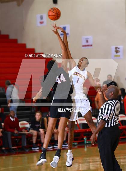 Thumbnail 3 in Lynwood vs. Harvard-Westlake (Battle at the Beach) photogallery.