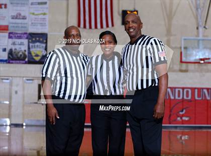 Thumbnail 2 in Lynwood vs. Harvard-Westlake (Battle at the Beach) photogallery.