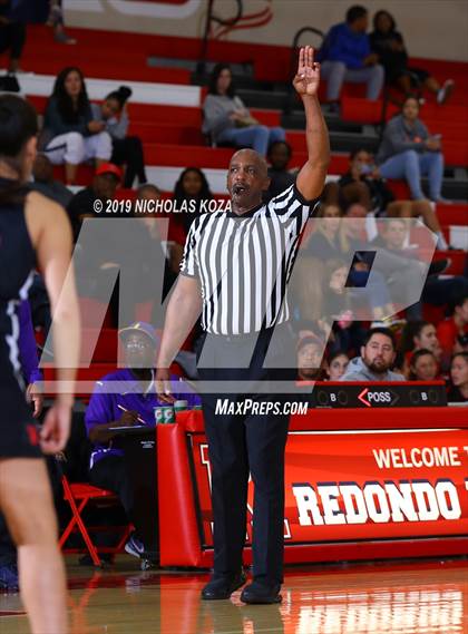 Thumbnail 1 in Lynwood vs. Harvard-Westlake (Battle at the Beach) photogallery.