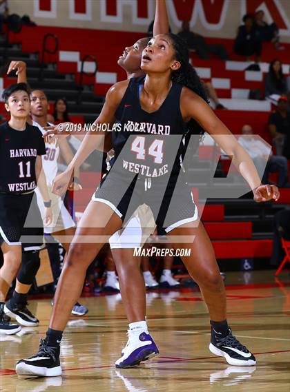 Thumbnail 3 in Lynwood vs. Harvard-Westlake (Battle at the Beach) photogallery.