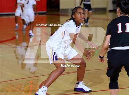 Thumbnail 1 in Lynwood vs. Harvard-Westlake (Battle at the Beach) photogallery.