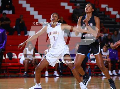 Thumbnail 1 in Lynwood vs. Harvard-Westlake (Battle at the Beach) photogallery.