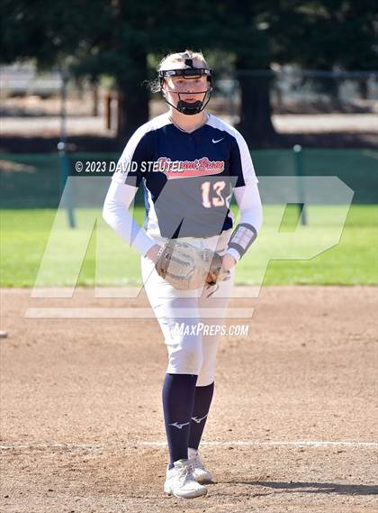 Thumbnail 2 in Ponderosa vs. Pleasant Grove (Stephanie LeDoux Tournament) photogallery.