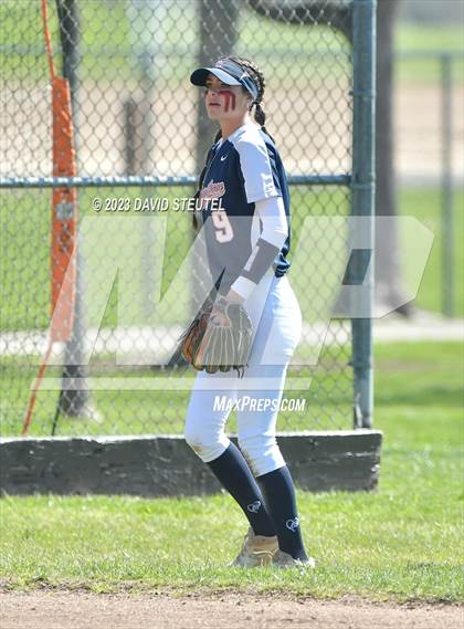 Thumbnail 3 in Ponderosa vs. Pleasant Grove (Stephanie LeDoux Tournament) photogallery.