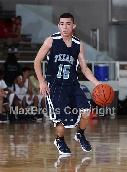 Thumbnail 2 in Sam Rayburn vs. Pasadena Memorial (McDonald's Texas Invitational) photogallery.