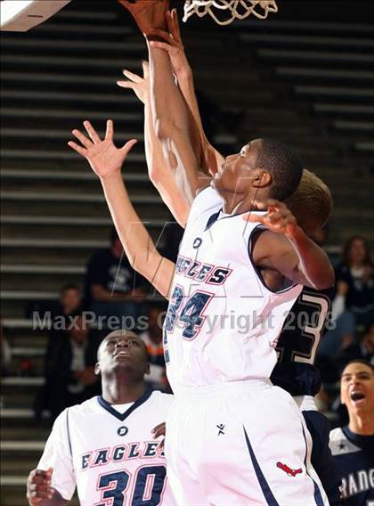 Thumbnail 1 in Smithson Valley vs. Dawson (McDonald's Texas Invitational) photogallery.