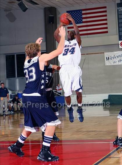 Thumbnail 3 in Smithson Valley vs. Dawson (McDonald's Texas Invitational) photogallery.