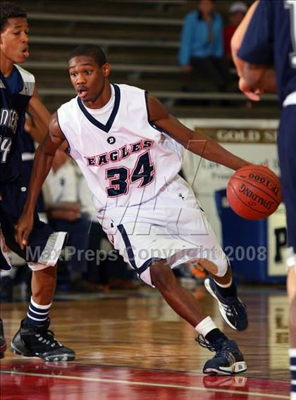 Thumbnail 1 in Smithson Valley vs. Dawson (McDonald's Texas Invitational) photogallery.