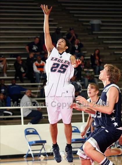 Thumbnail 3 in Smithson Valley vs. Dawson (McDonald's Texas Invitational) photogallery.