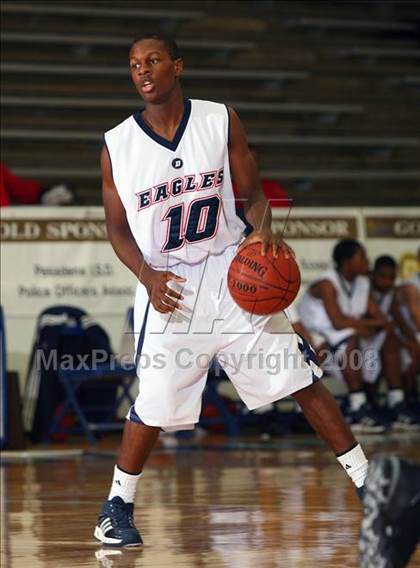 Thumbnail 3 in Smithson Valley vs. Dawson (McDonald's Texas Invitational) photogallery.