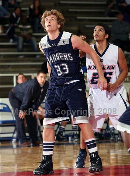 Thumbnail 2 in Smithson Valley vs. Dawson (McDonald's Texas Invitational) photogallery.