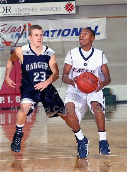 Thumbnail 1 in Smithson Valley vs. Dawson (McDonald's Texas Invitational) photogallery.