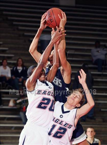 Thumbnail 1 in Smithson Valley vs. Dawson (McDonald's Texas Invitational) photogallery.