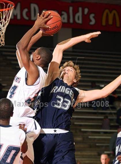 Thumbnail 2 in Smithson Valley vs. Dawson (McDonald's Texas Invitational) photogallery.