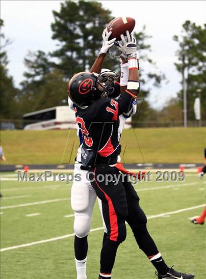 Thumbnail 2 in Navasota vs. Gilmer (Texas 3A Region 3 D1 Playoffs)  photogallery.