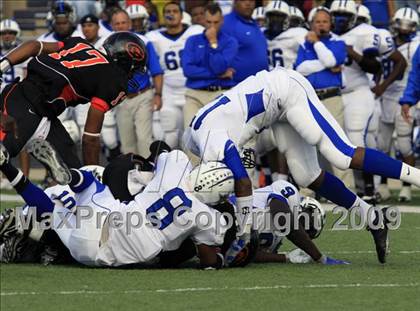 Thumbnail 3 in Navasota vs. Gilmer (Texas 3A Region 3 D1 Playoffs)  photogallery.