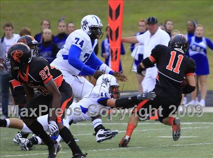 Thumbnail 3 in Navasota vs. Gilmer (Texas 3A Region 3 D1 Playoffs)  photogallery.
