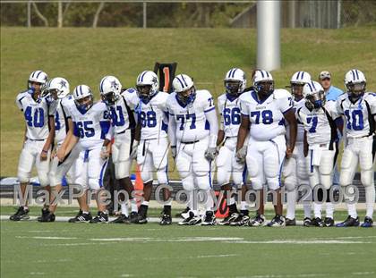 Thumbnail 3 in Navasota vs. Gilmer (Texas 3A Region 3 D1 Playoffs)  photogallery.