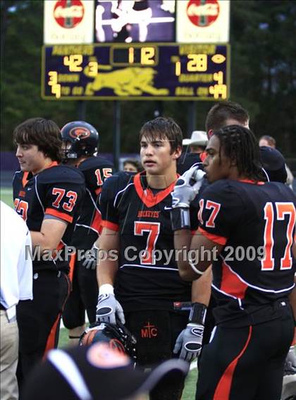 Thumbnail 3 in Navasota vs. Gilmer (Texas 3A Region 3 D1 Playoffs)  photogallery.