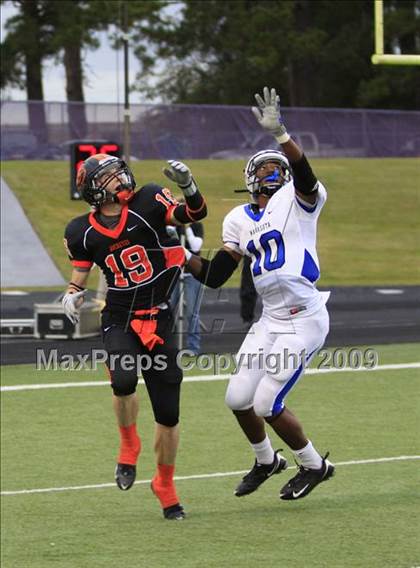 Thumbnail 1 in Navasota vs. Gilmer (Texas 3A Region 3 D1 Playoffs)  photogallery.
