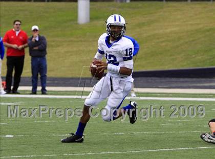 Thumbnail 2 in Navasota vs. Gilmer (Texas 3A Region 3 D1 Playoffs)  photogallery.
