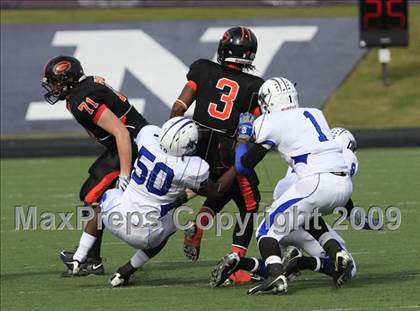 Thumbnail 2 in Navasota vs. Gilmer (Texas 3A Region 3 D1 Playoffs)  photogallery.