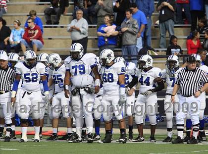 Thumbnail 2 in Navasota vs. Gilmer (Texas 3A Region 3 D1 Playoffs)  photogallery.