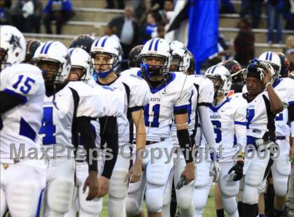 Thumbnail 3 in Navasota vs. Gilmer (Texas 3A Region 3 D1 Playoffs)  photogallery.