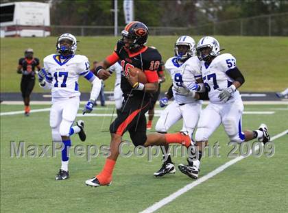 Thumbnail 1 in Navasota vs. Gilmer (Texas 3A Region 3 D1 Playoffs)  photogallery.