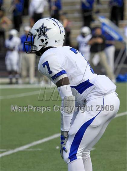 Thumbnail 2 in Navasota vs. Gilmer (Texas 3A Region 3 D1 Playoffs)  photogallery.