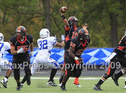 Thumbnail 2 in Navasota vs. Gilmer (Texas 3A Region 3 D1 Playoffs)  photogallery.