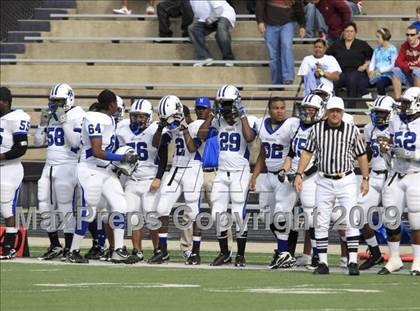 Thumbnail 1 in Navasota vs. Gilmer (Texas 3A Region 3 D1 Playoffs)  photogallery.