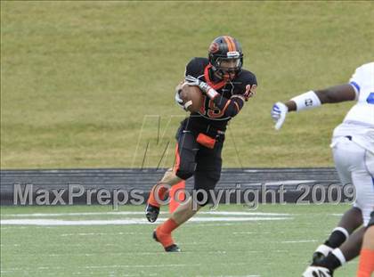 Thumbnail 3 in Navasota vs. Gilmer (Texas 3A Region 3 D1 Playoffs)  photogallery.