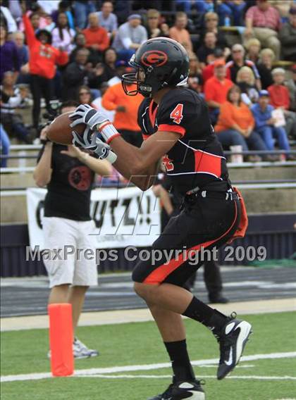 Thumbnail 1 in Navasota vs. Gilmer (Texas 3A Region 3 D1 Playoffs)  photogallery.