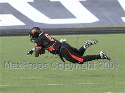 Thumbnail 3 in Navasota vs. Gilmer (Texas 3A Region 3 D1 Playoffs)  photogallery.