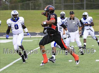 Thumbnail 2 in Navasota vs. Gilmer (Texas 3A Region 3 D1 Playoffs)  photogallery.