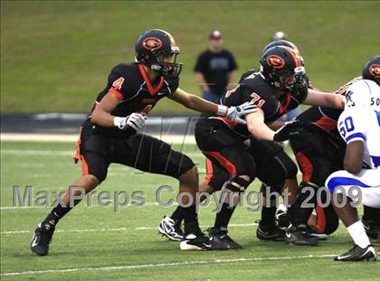 Thumbnail 3 in Navasota vs. Gilmer (Texas 3A Region 3 D1 Playoffs)  photogallery.