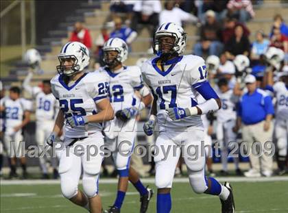 Thumbnail 2 in Navasota vs. Gilmer (Texas 3A Region 3 D1 Playoffs)  photogallery.