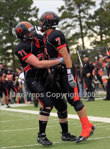 Thumbnail 2 in Navasota vs. Gilmer (Texas 3A Region 3 D1 Playoffs)  photogallery.