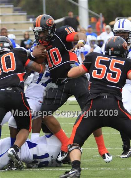 Thumbnail 2 in Navasota vs. Gilmer (Texas 3A Region 3 D1 Playoffs)  photogallery.