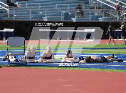 Thumbnail 1 in AAA 4A Regional Track & Field Meet photogallery.